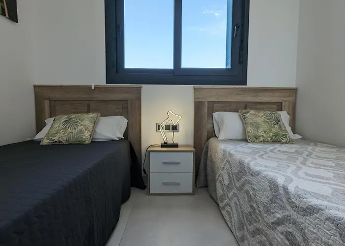 Sunset Waves Sea View Apartment *